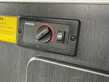 大人気のFFヒーター付きです。冬場も快適にお過ごし頂けます。車体の燃料を使うので燃料の補給なども必要有りません!