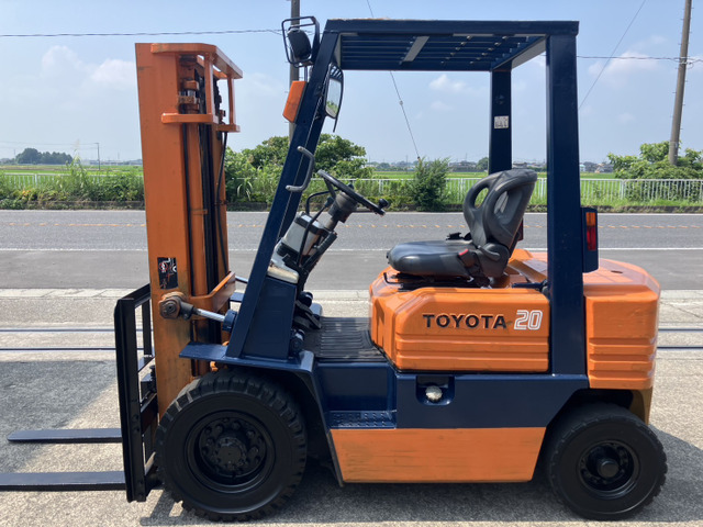 トヨタL&F  