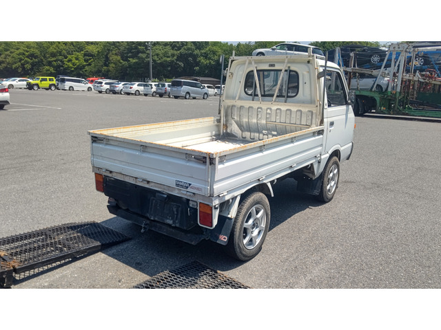 スバル サンバートラック KT6 下廻りサビ少なく良好 の中古車詳細 