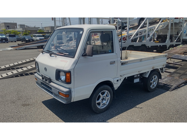 サンバートラック  KT6 下廻りサビ少なく良好