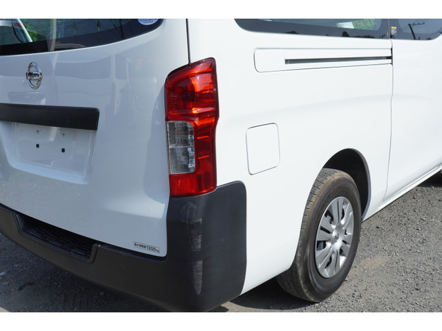 日産 NV350キャラバン 2.0 DX ロング 後期5ドア低床ロングPWキ