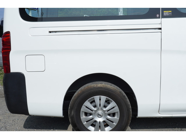 日産 NV350キャラバン 2.0 DX ロング 後期5ドア低床ロングPWキ