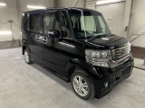 お車と一緒に新品タイヤ(ホイール付き)をご希望の方にはお得な価格にてご提供しております。常時在庫がありますので、いつでもご確認いただけます。