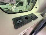 外部電源を繋げれば室内のAC100Vコンセントをお使いいただけます!