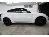 X6 xドライブ 35i 4WD 後期 Aftermarketマフラー ボディ同色モール