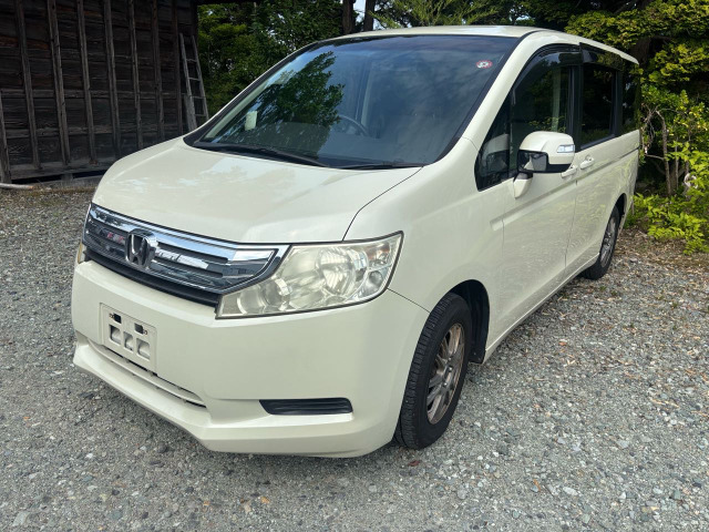 ステップワゴン2.0 L2WD フルセグナビ 両側パワスラ