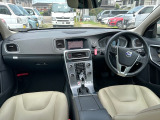 V60  D4・バックカメラ・ETC2.0