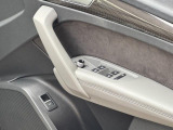 一番触れるスイッチ廻りも欠けや汚れも少なく良好な状態です★