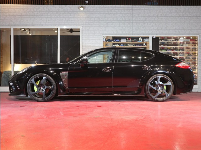 パナメーラ3.6 PDK新車並行車 MANSORY OP517