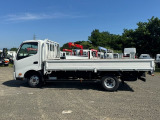 デュトロ  平ボディ ワイドロング 積載3t 4WD