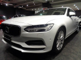 【中古車情報】ボルボ V90 T5 モメンタム 2.0ターボエンジン8速パドルSブラウン の中古車詳細（走行距離：7万km、カラー：クリスタルホワイトパール、販売地域：大阪府大阪市浪速区浪速東）