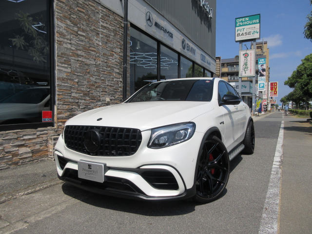 GLCクーペAMG GLC63 S 4マチックプラス 4WDD車 VOSSEN22インチ