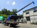 4段ブーム・ラジコン付・吊りトン数(クレーン荷重)2.63t ブーム垂れなく作動良好です。