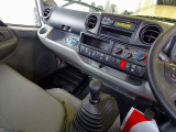 AC PS PW SRS ABS 集中ドアロック 左電格ミラー AM/FMラジオ ルームミラー式バックモニター ターボ 排気ブレーキ 坂道発進補助装置