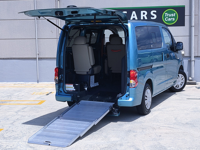 NV200バネット