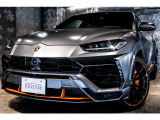 ウルス グラファイトカプセル 4WD 