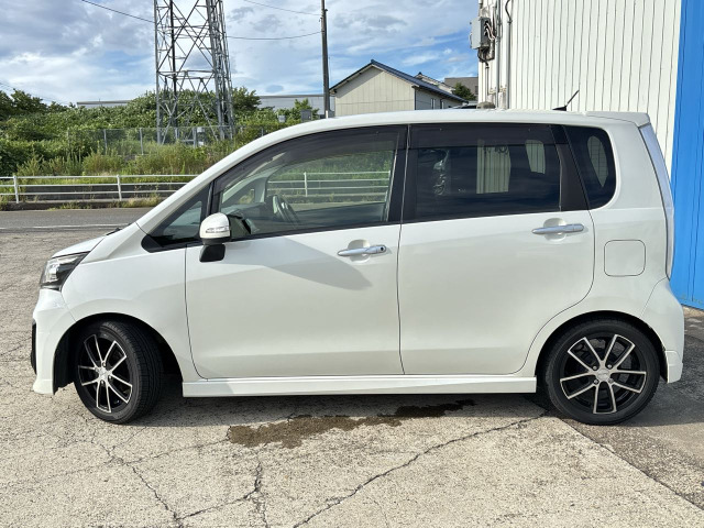 スバル ステラ カスタムRS ターボ MoMoステアリング の中古車詳細