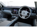V60 リチャージ PHEV T6 AWD アルティメット 4WD 新車保証/ハイグレードモデル