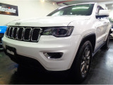 【中古車情報】クライスラージープ グランドチェロキー ラレード 4WD 後期モデル3.6V6エンジン8速パドルS の中古車詳細（走行距離：4.7万km、カラー：ホワイト、販売地域：大阪府松原市新堂）