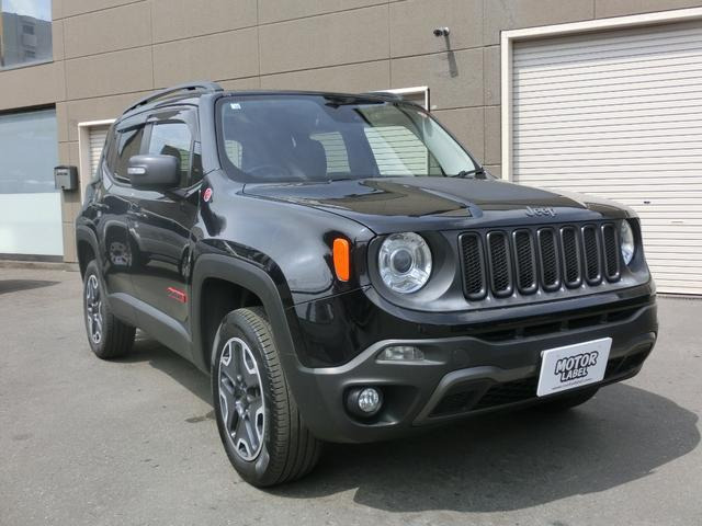レネゲード トレイルホーク 4WD 純正ディスプレイ・LEDヘッドライト