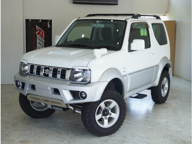 スズキ ジムニーシエラ 1.3 4WD 5速MT 3インチリフトアップ の