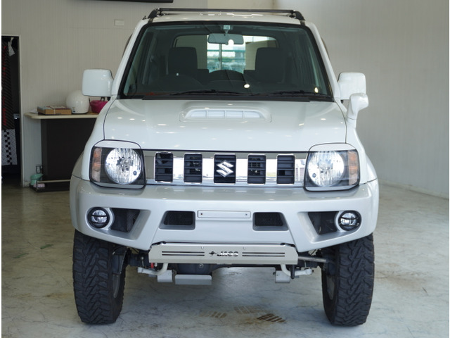 スズキ ジムニーシエラ 1.3 4WD 5速MT 3インチリフトアップ の