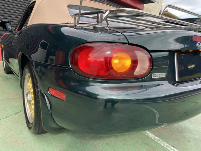 マツダ ロードスター 1.8 VS の中古車詳細 (61,000km, グリーン, 静岡