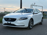 V40 D4 SE ディーゼル ガラスルーフ
