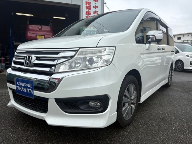 ステップワゴン 2.0 スパーダ Z バックカメラ・後席モニター・両パワスラ