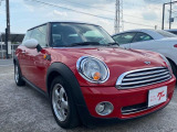 ミニ クーパー ディーラー車 右ハンドル