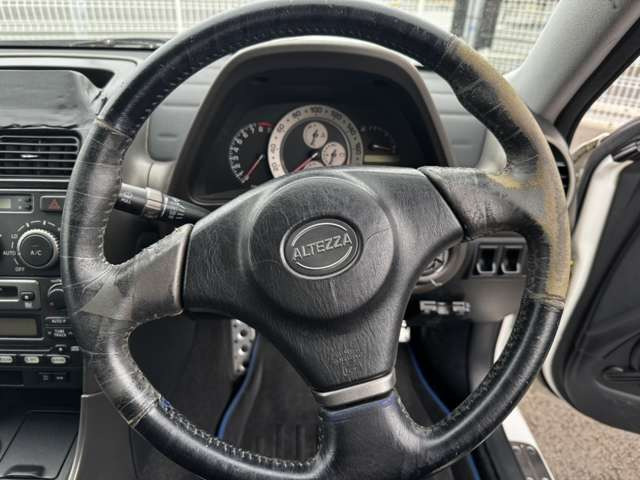 トヨタ アルテッツァ 2.0 RS200 Zエディション リアウイング 純正17