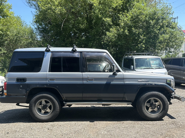 トヨタ ランドクルーザー70 4.2 ZX ディーゼル 4WD 4ナンバー