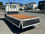 荷台は鉄板です。
