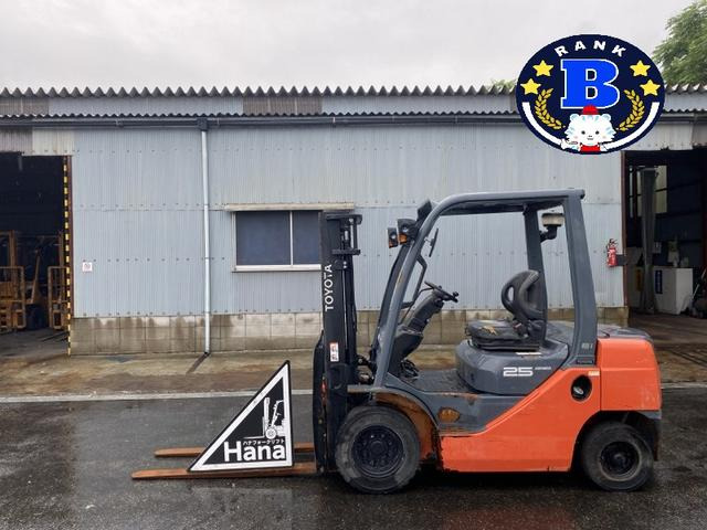 トヨタL&F エンジンフォークリフト 15920