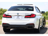 5シリーズセダン M550i xドライブ 4WD Mパフォーマンス/530ps/1オーナー