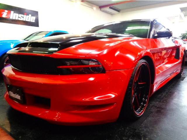 マスタングV8 GT パフォーマンスパッケージ5.0V8エンジン6MTステンマフラー