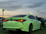 ES 300h Fスポーツ 