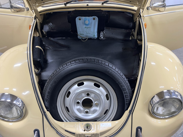 フォルクスワーゲン ビートル ヤナセ正規D車 実走行1.2万K 記録簿 の
