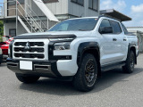 トライトン 2.4 GSR ディーゼル 4WD トノカバー・風防・JAOS泥除け社外AW