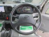 ☆内装・ハンドル廻りです☆D席エアバック付きです☆