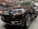【中古車情報】BMW X5 xドライブ 35d xライン 4WD 3.0クリーンディーゼルターボエンジン8 の中古車詳細（走行距離：5.3万km、カラー：スパークリング・ブラウンメタリック、販売地域：大阪府大阪市浪速区浪速東）