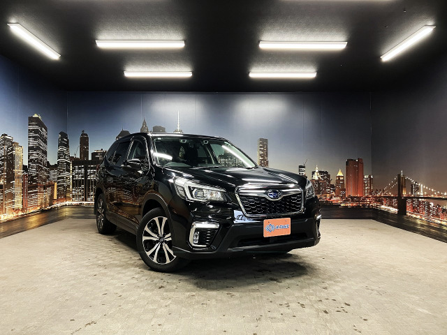 フォレスター 2.5 プレミアム 4WD アイサイト 4WD 純正ナビ 黒半革