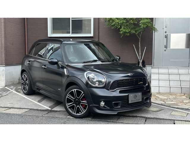 ミニクロスオーバージョン・クーパー・ワークス ブラックナイト 4WD日本限定45台