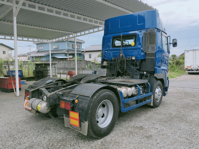 日野プロフィアトレーラーヘッドですいろいろ手を加えています 新車】日野プロフィア（トラクターヘッド No.6683） | 高野口