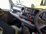 AC PS PW SRS ABS 集中ドアロック 左電格ミラー AM/FMラジオ ETC2.0 バックモニター タコグラフ ターボ 排気ブレーキ フロア6MT