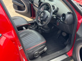 ミニクロスオーバー クーパー D タイヤ新品!人気のディーゼル車!