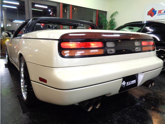日産 フェアレディZコンバーチブル 3.0 300ZX ホワイトパールカラー