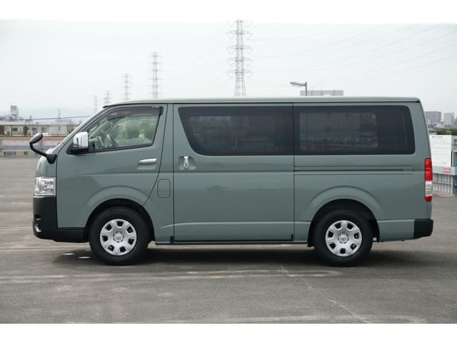 トヨタ ハイエースバン ロングスーパーGL アースカラーパッケージ 登録