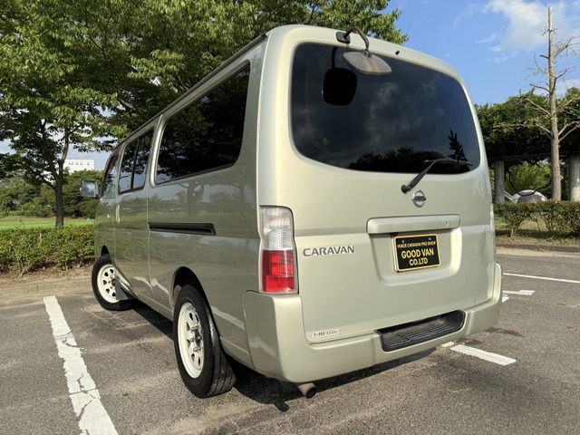 日産 キャラバン 3.0 DX スーパーロング ディーゼル 4WD 切替4WD 6人