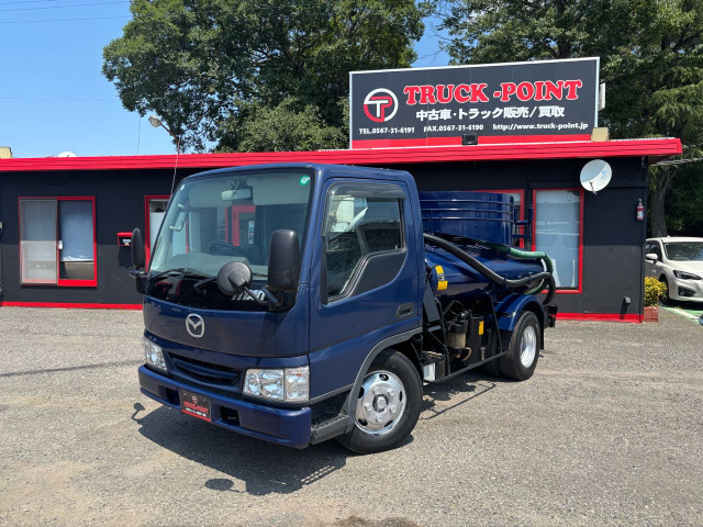 タイタン  バキュームカー 低走行